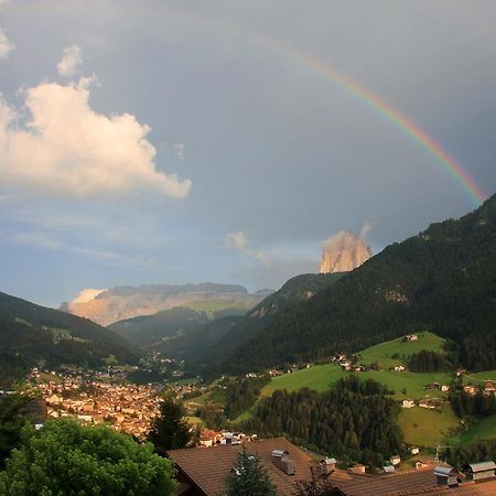 Hotel Talblick Ortisei Exterior foto